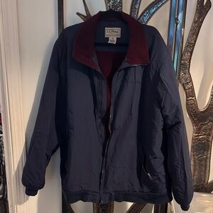 L.L. Bean XXLT Men's Dark Blue Warmup jacket with Maroon polartec fleece lining